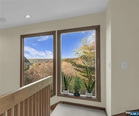 738 Ridge Road Kinnelon Borough NJ 07405
