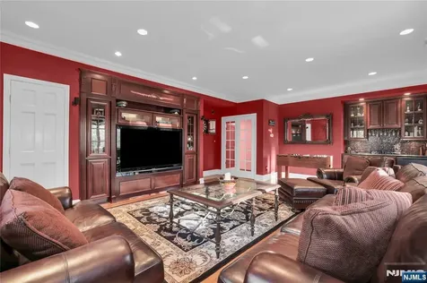 738 Ridge Road Kinnelon Borough NJ 07405