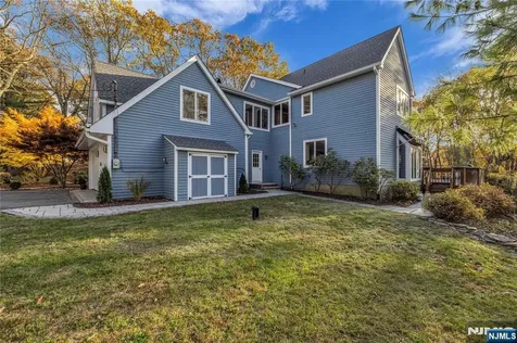 738 Ridge Road Kinnelon Borough NJ 07405