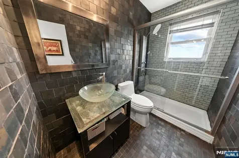 44 Judson Street Edison NJ 08837