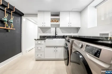 22 Berkshire Place Englewood Cliffs NJ 07632
