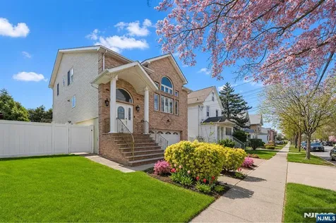 536 2nd Avenue Lyndhurst NJ 07071