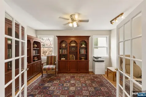 536 2nd Avenue Lyndhurst NJ 07071