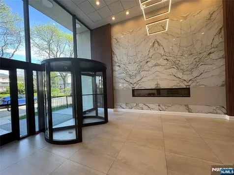 1203 River Road Edgewater NJ 07020