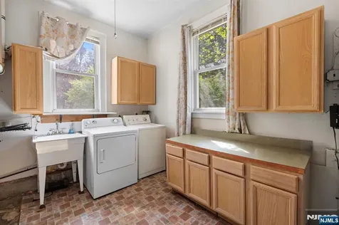 10 Old Stone Church Road Upper Saddle River NJ 07458
