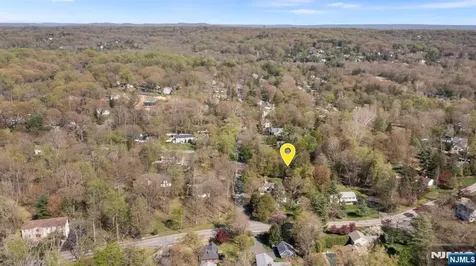 10 Old Stone Church Road Upper Saddle River NJ 07458