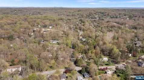 10 Old Stone Church Road Upper Saddle River NJ 07458