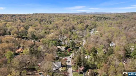 10 Old Stone Church Road Upper Saddle River NJ 07458