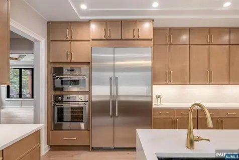 455 Sunset Avenue Haworth NJ 07641