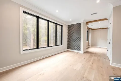 455 Sunset Avenue Haworth NJ 07641