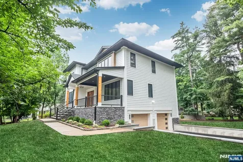 455 Sunset Avenue Haworth NJ 07641