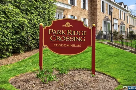 137 S Maple Avenue Park Ridge NJ 07656