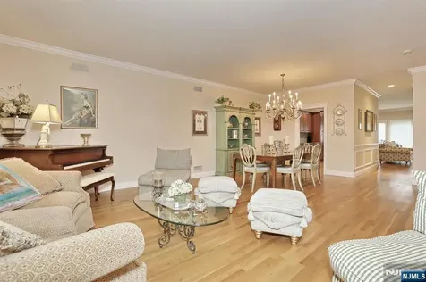 108 Demarest Lane Montvale NJ 07645