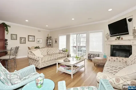 108 Demarest Lane Montvale NJ 07645