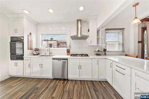232 Webster Avenue Lyndhurst NJ 07071
