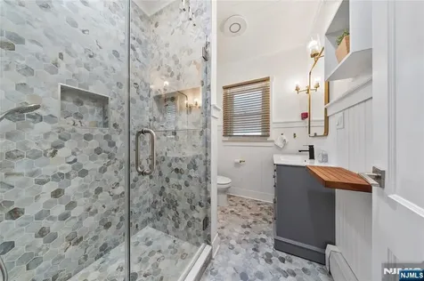 232 Webster Avenue Lyndhurst NJ 07071