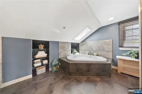 232 Webster Avenue Lyndhurst NJ 07071