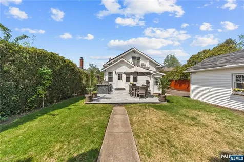 232 Webster Avenue Lyndhurst NJ 07071