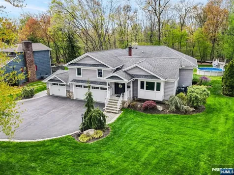 146 President Road Twp Of Washington NJ 07676