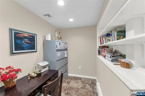 146 President Road Twp Of Washington NJ 07676
