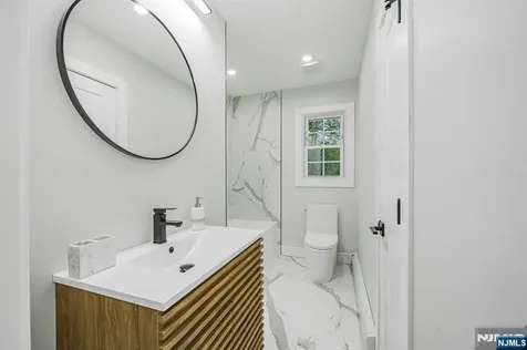 29 Ironia Road Chester Township NJ 07836