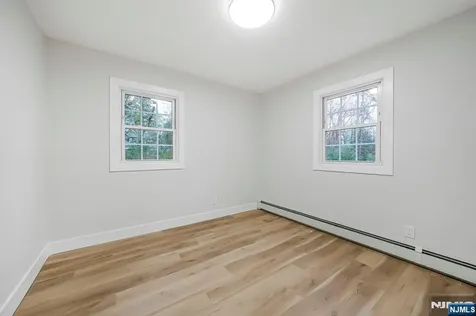 29 Ironia Road Chester Township NJ 07836