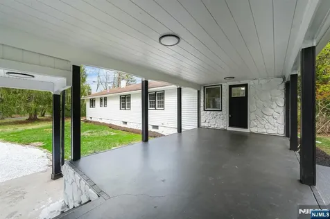 29 Ironia Road Chester Township NJ 07836