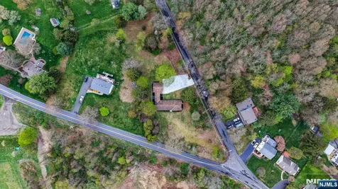 29 Ironia Road Chester Township NJ 07836