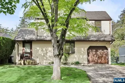 405 Terhune Avenue Paramus NJ 07652