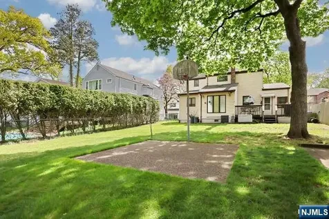405 Terhune Avenue Paramus NJ 07652