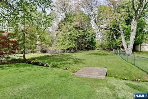 405 Terhune Avenue Paramus NJ 07652