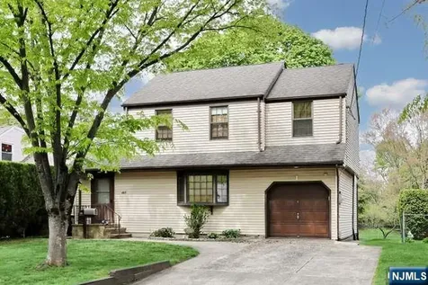 405 Terhune Avenue Paramus NJ 07652