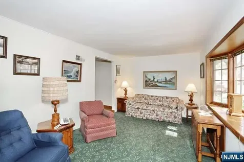 405 Terhune Avenue Paramus NJ 07652
