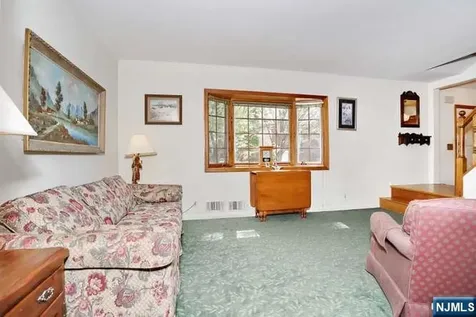 405 Terhune Avenue Paramus NJ 07652