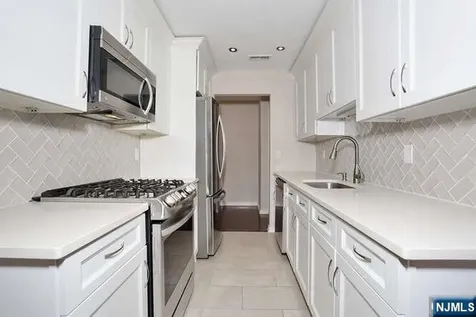 17 Colonial Village Drive Hillsdale NJ 07642