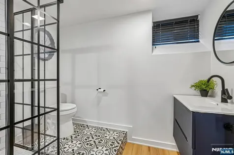 75 S Highwood Avenue Glen Rock NJ 07452