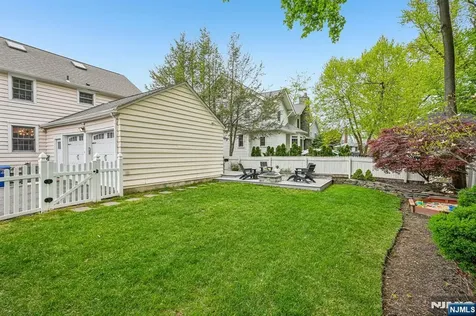 75 S Highwood Avenue Glen Rock NJ 07452