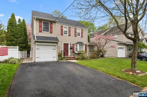 394 Burlington Road Paramus NJ 07652