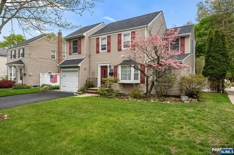 394 Burlington Road Paramus NJ 07652