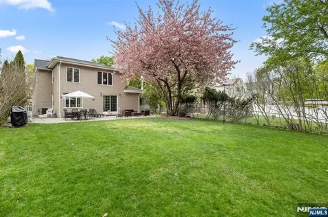 394 Burlington Road Paramus NJ 07652