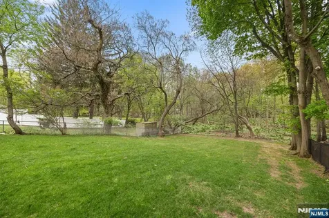394 Burlington Road Paramus NJ 07652