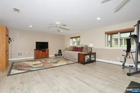 515 Elm Court Norwood NJ 07648