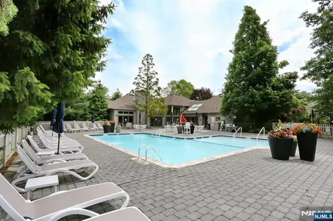 515 Elm Court Norwood NJ 07648