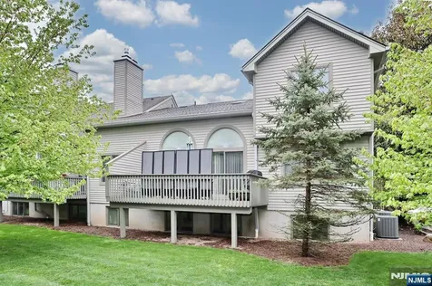 515 Elm Court Norwood NJ 07648