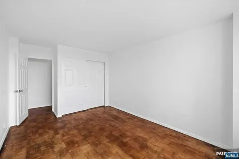 2000 Linwood Avenue Fort Lee NJ 07024