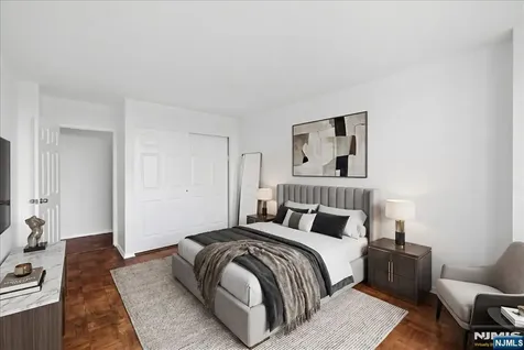 2000 Linwood Avenue Fort Lee NJ 07024