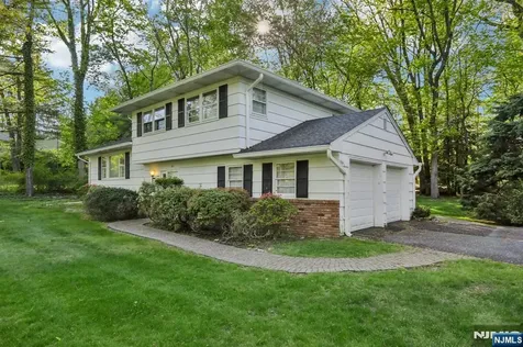 501 Terhune Terrace Wyckoff NJ 07481