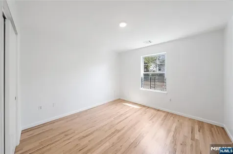 338 S 10th Street Newark NJ 07103