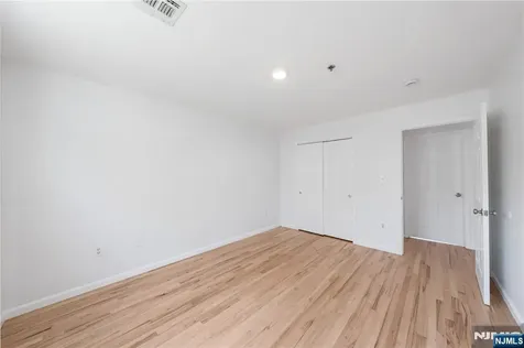 338 S 10th Street Newark NJ 07103