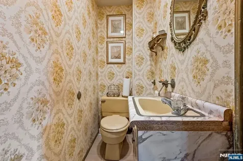 863 Pleasant Valley Way West Orange NJ 07052